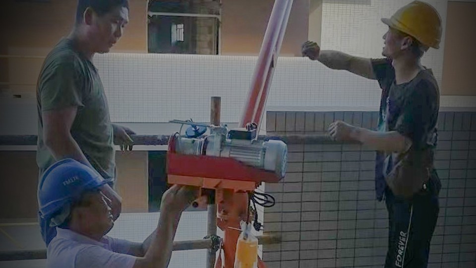 工程門窗幕墻滲水怎么處理？來看看樓上樓門窗的小技巧
